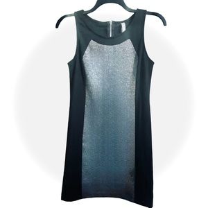 Kensie Black and Silver Sleeveless Sheath Dress Size M